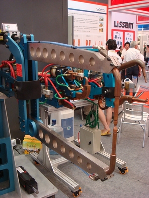 لحام بقعة المقاومة Tongfu Clamp Custom Welder 400A-4000A