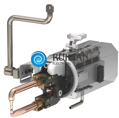 مياه التبريد 0.4Mpa 8.5L / Min معدات اللحام المخصصة دليل المشبك لحام